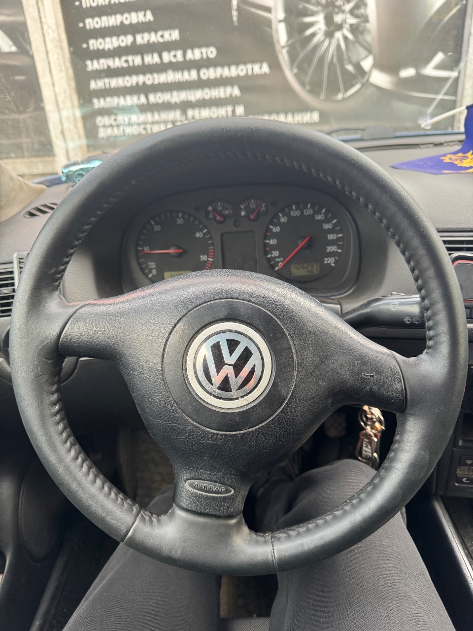 Volkswagen Golf - зображення 1