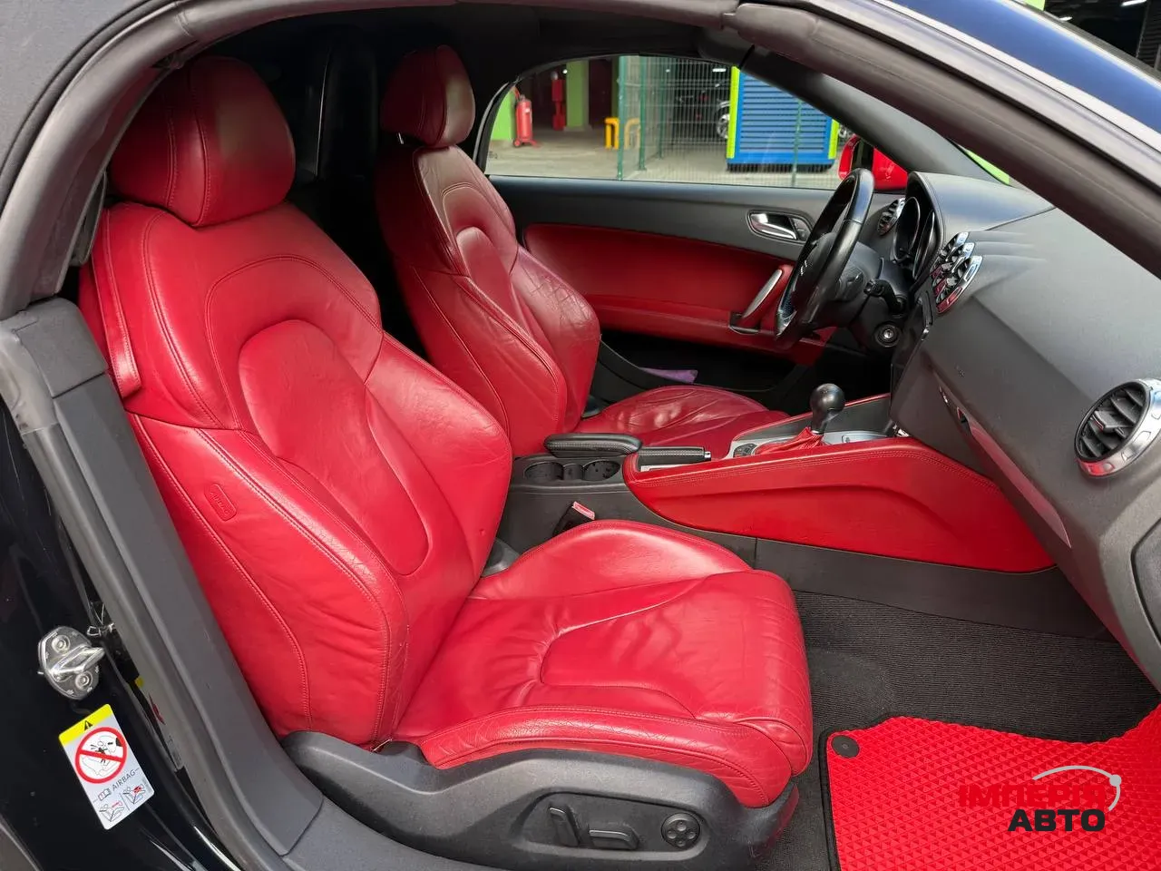 Audi TT - фото 8