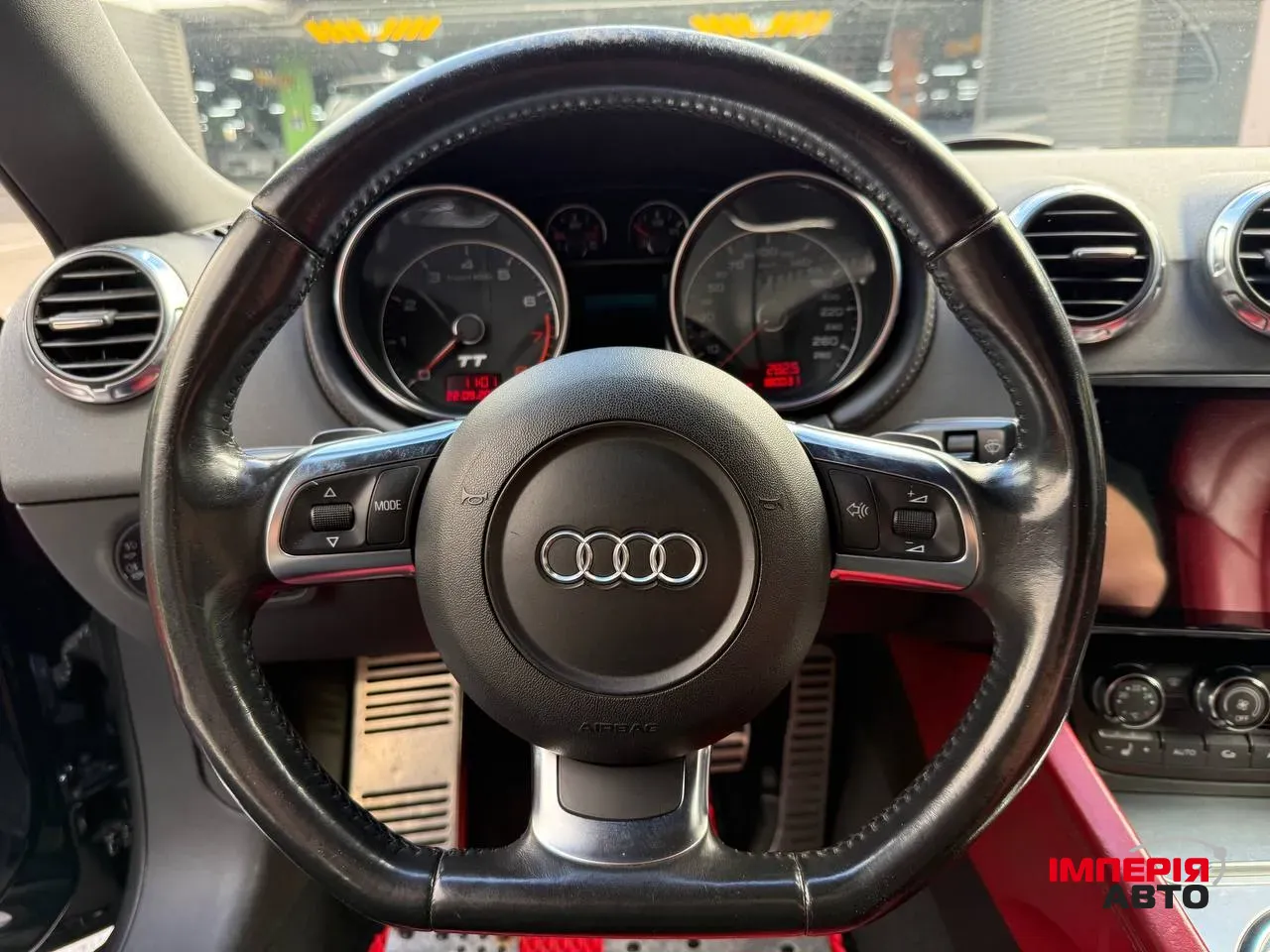 Audi TT - фото 9