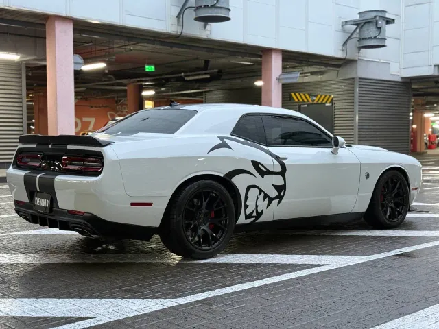 Tesla Model Y - фото 3