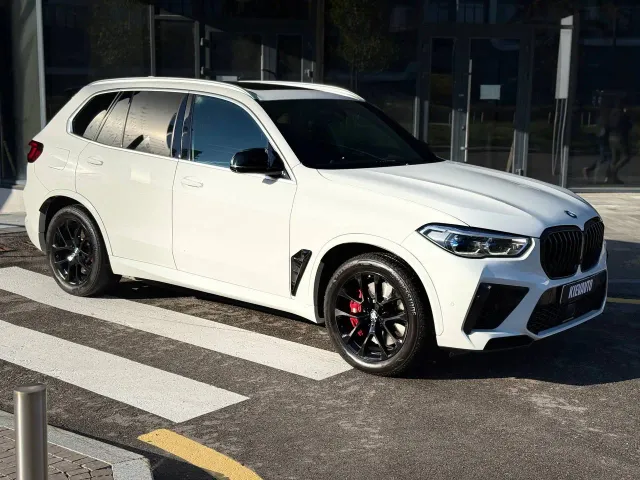 BMW X5 - фото 2