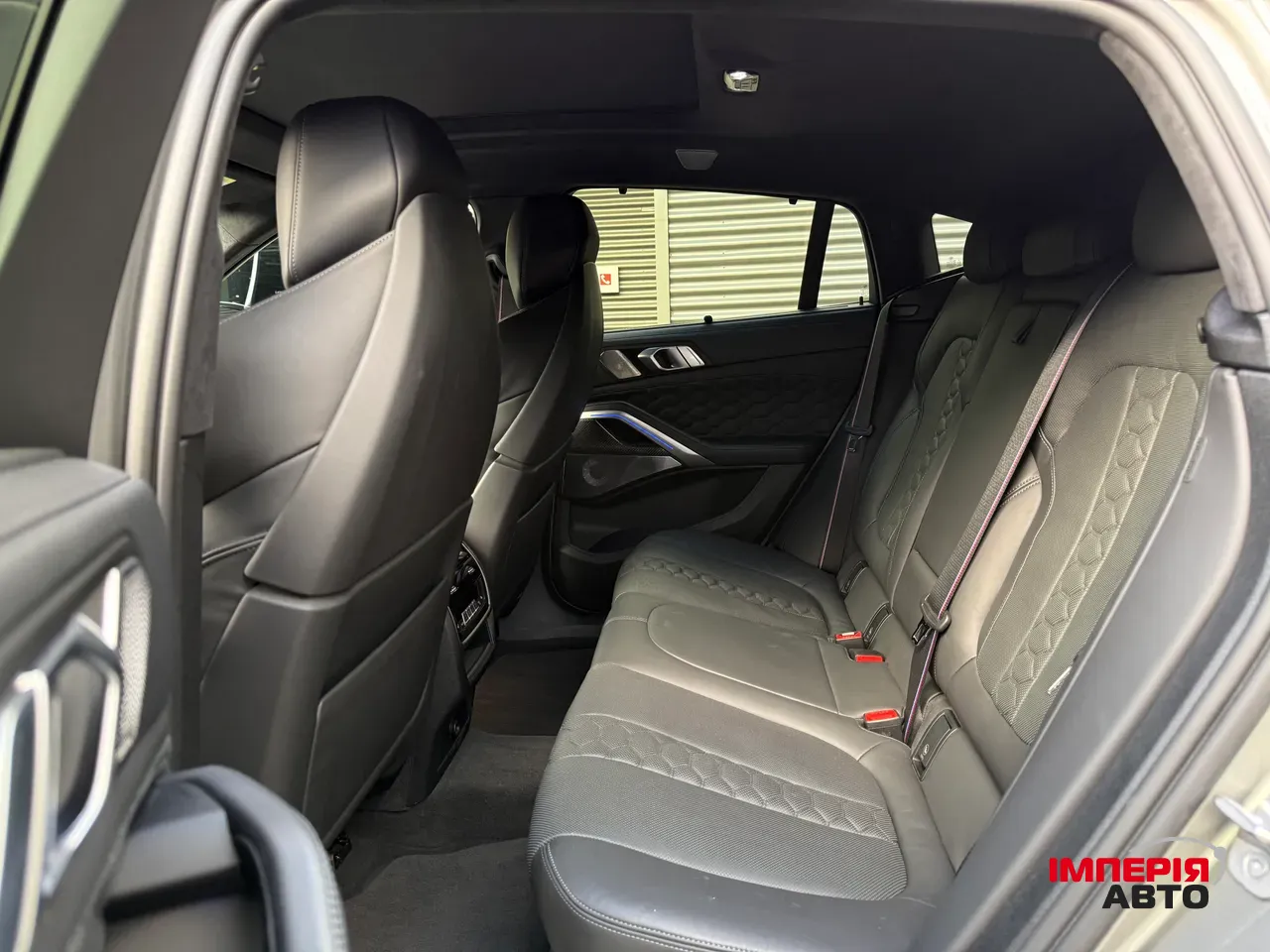 BMW X6 M - фото 27