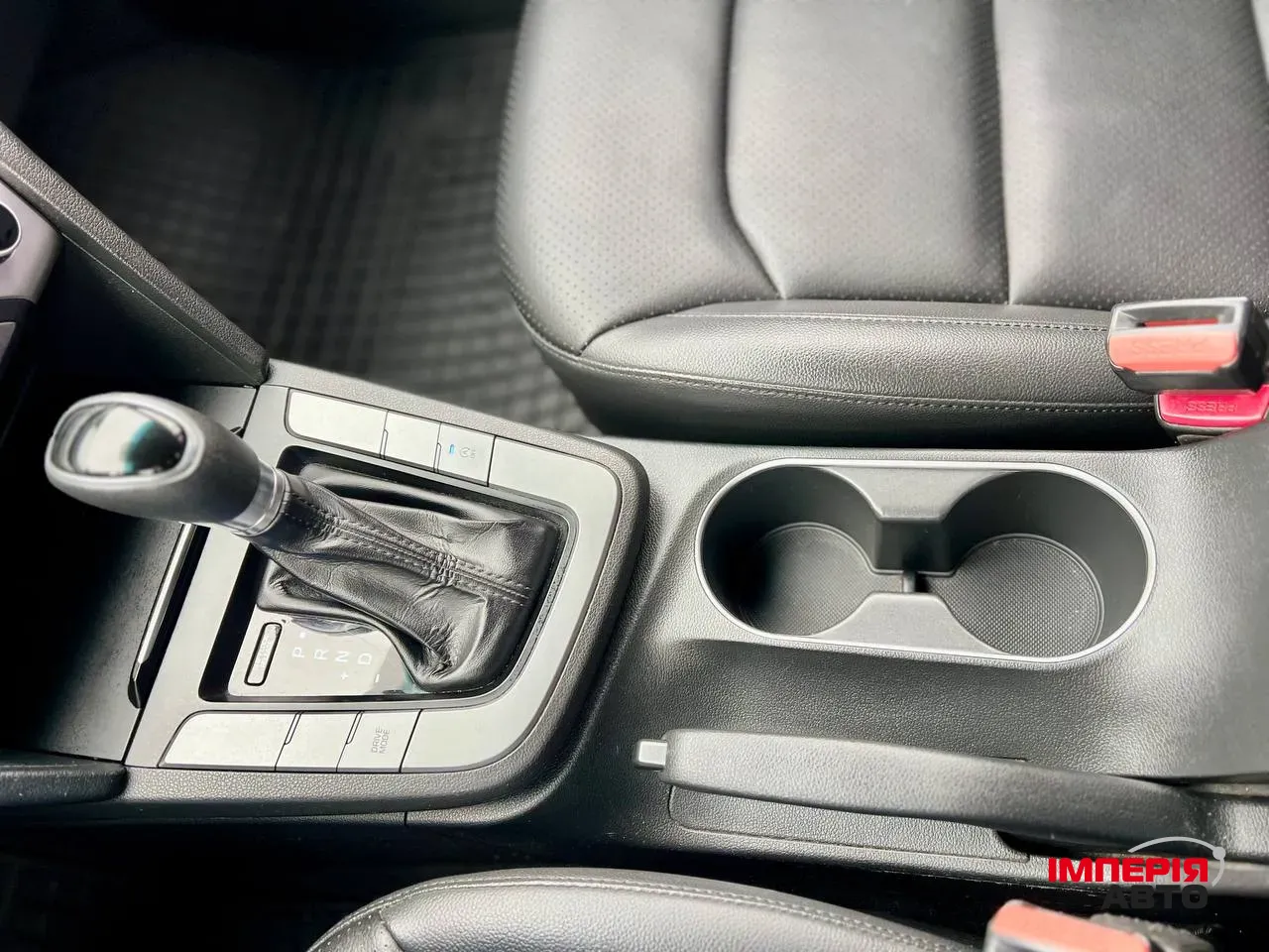 Hyundai Avante - фото 23