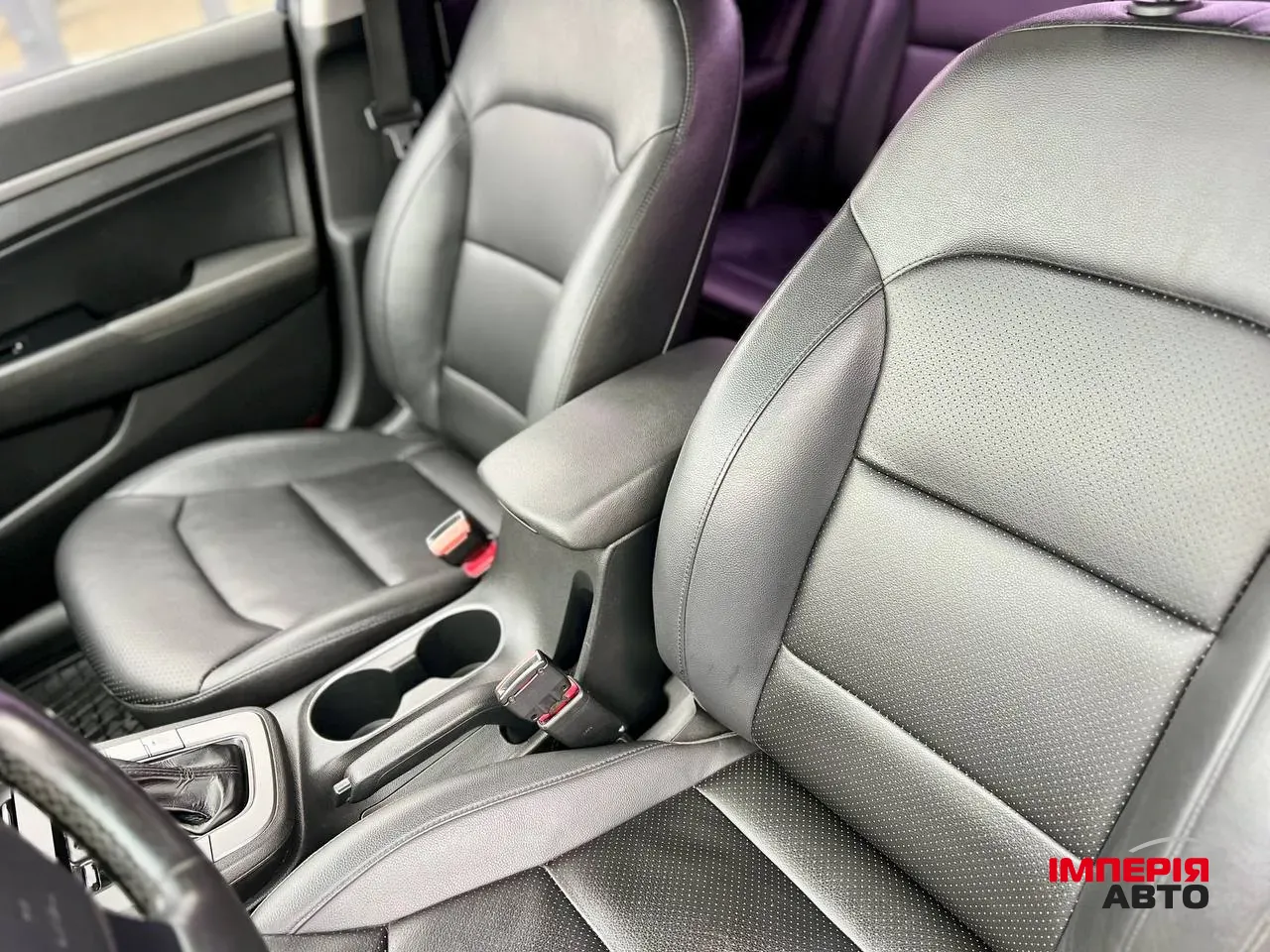 Hyundai Avante - фото 32