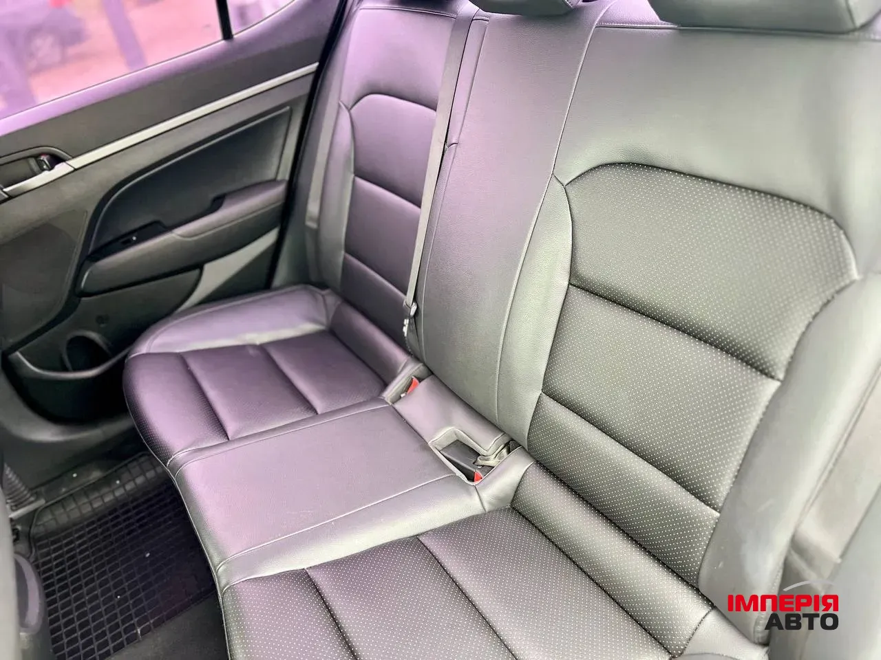 Hyundai Avante - фото 33