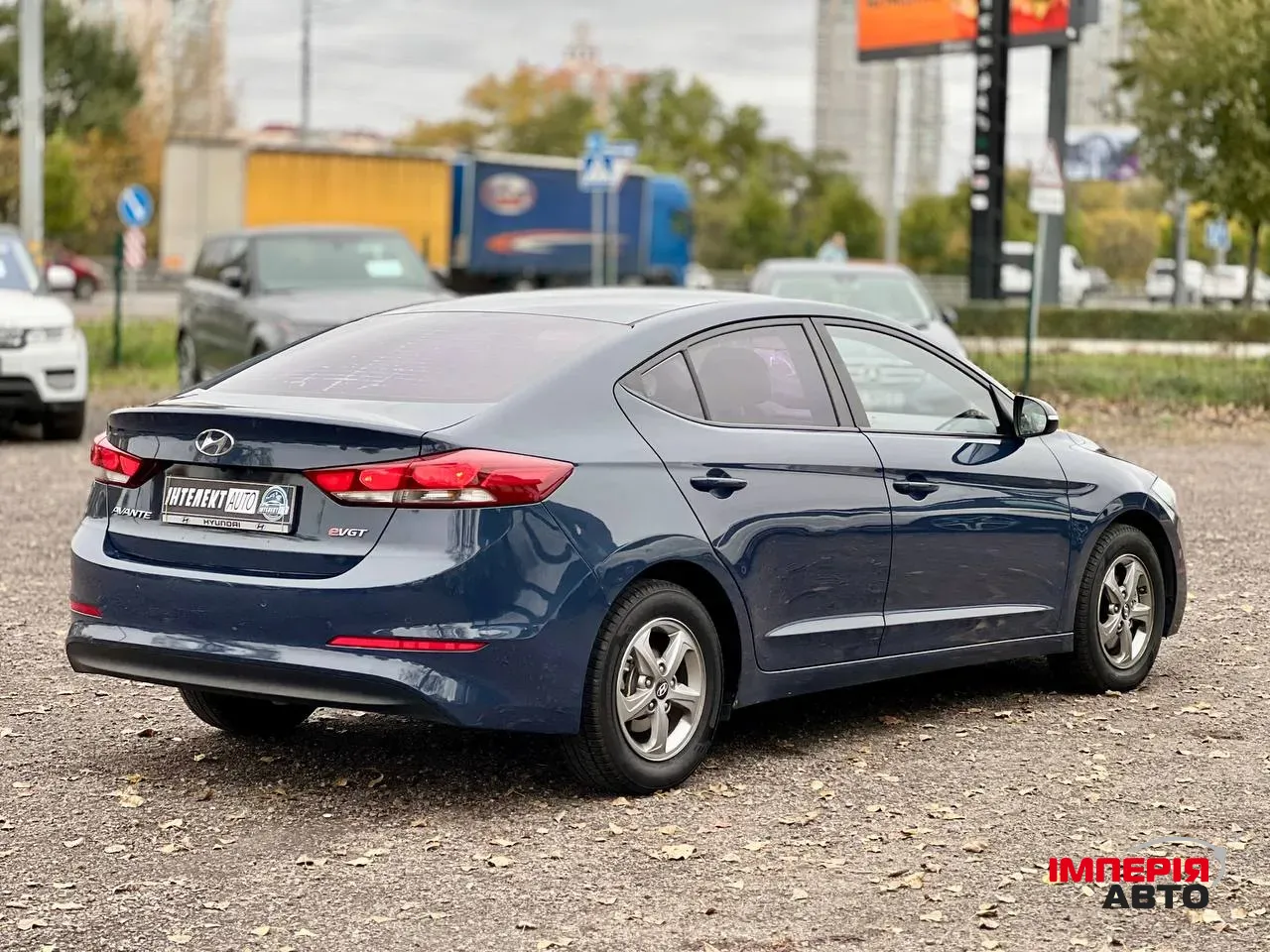 Hyundai Avante - фото 5