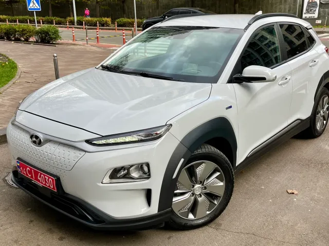 Hyundai Kona - фото 1