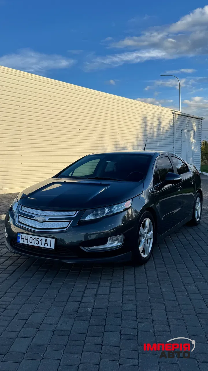 Chevrolet Volt - фото 1