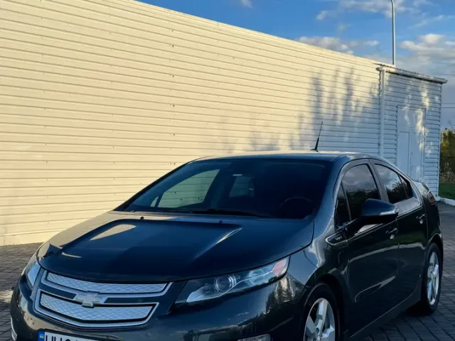 Chevrolet Volt - фото 1