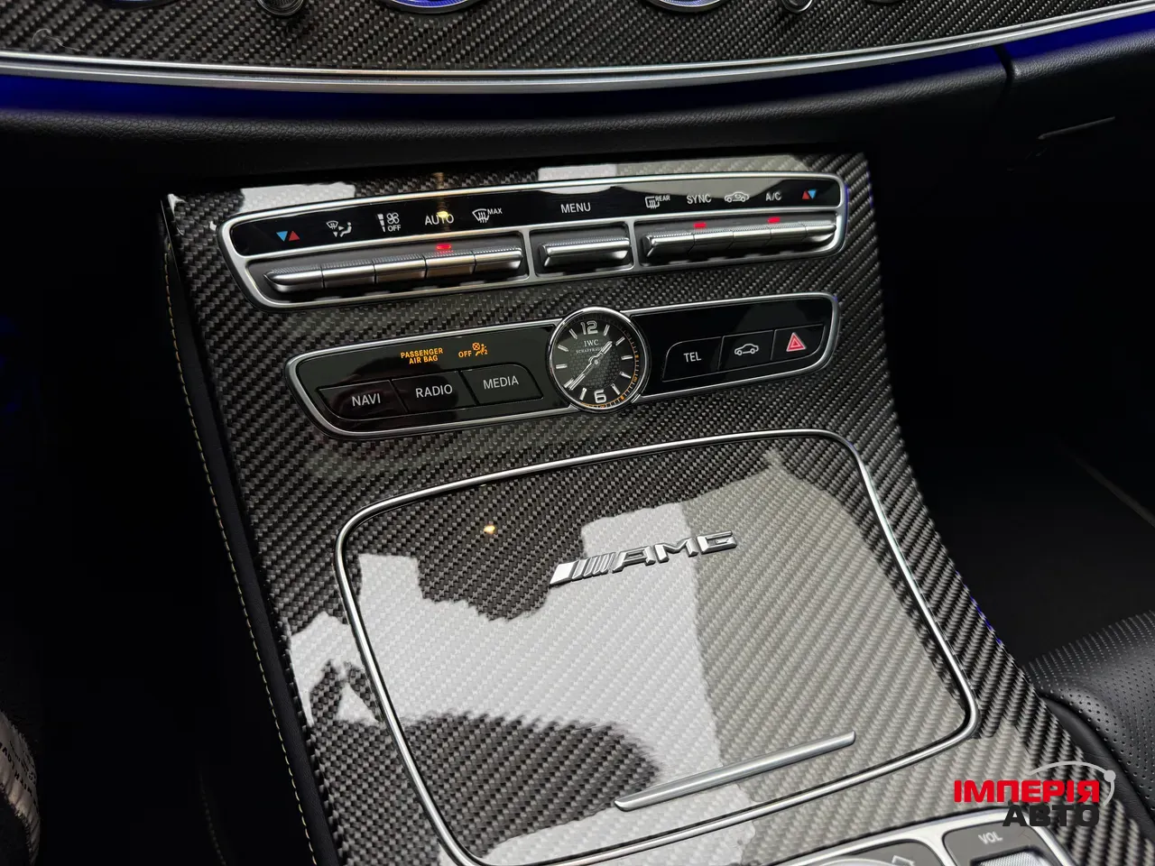 Mercedes-Benz E-Класс AMG - фото 24