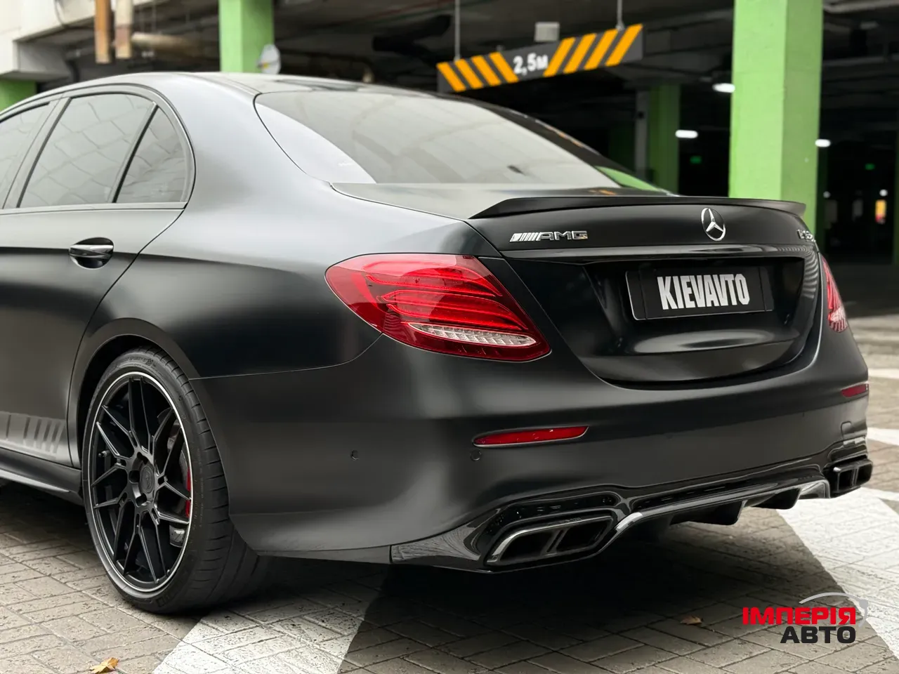 Mercedes-Benz E-Класс AMG - фото 6