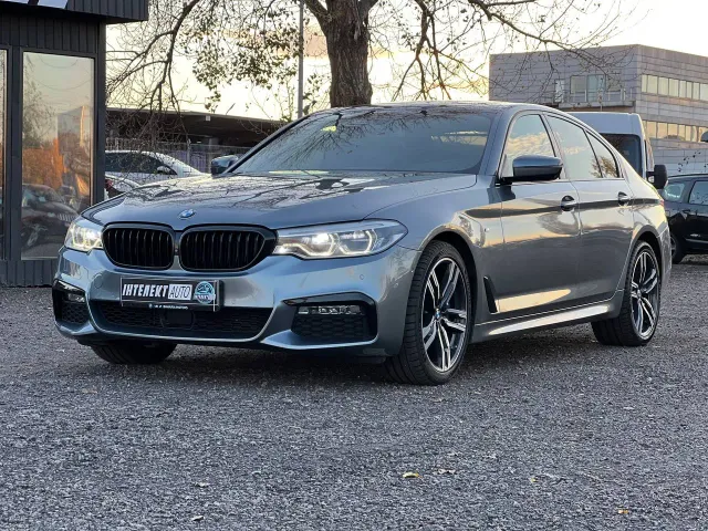 BMW 5 серії - фото 1