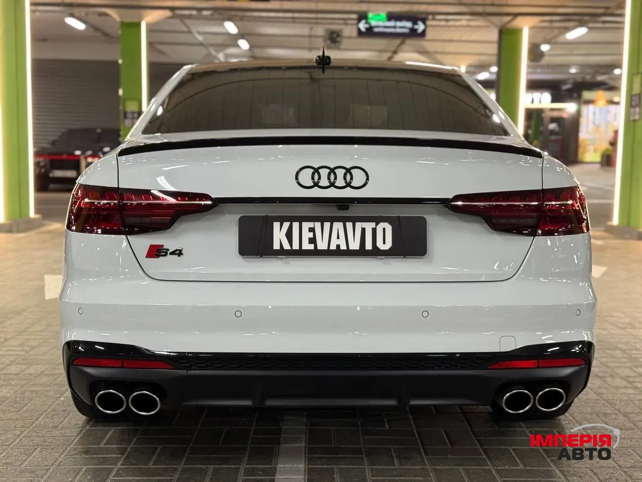 Audi S4 - фото 8