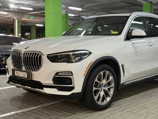 BMW X5 - фото 2