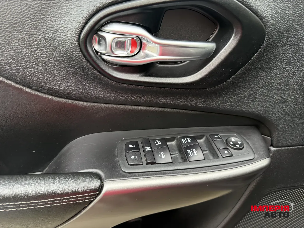 Jeep Cherokee - фото 24