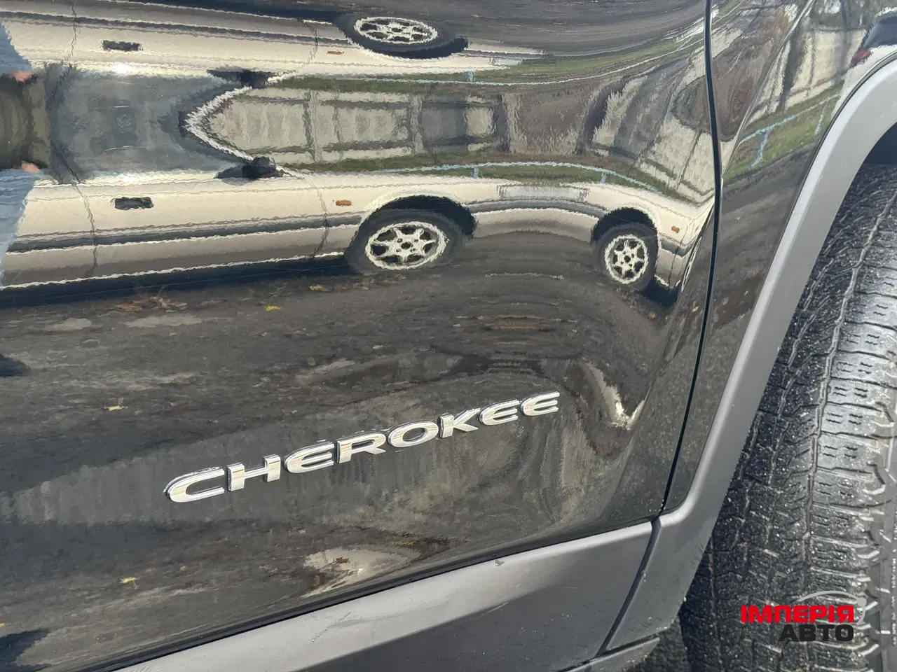 Jeep Cherokee - фото 3