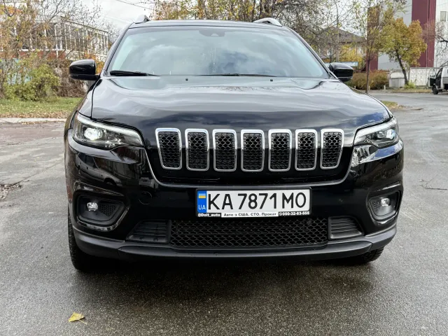 Jeep Cherokee - фото 1