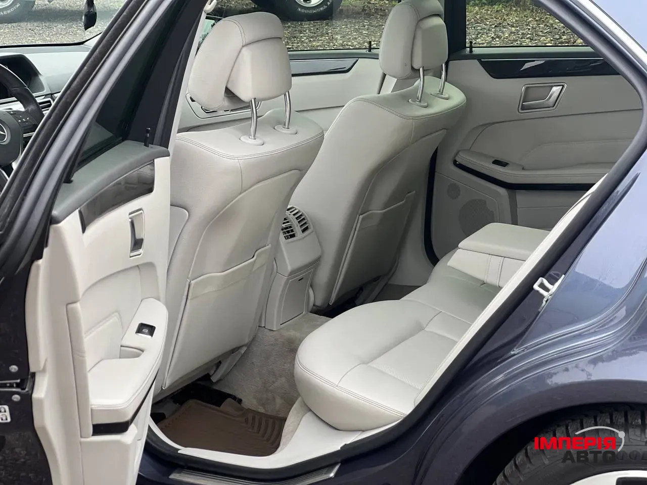 Mercedes-Benz E-Класс - фото 12