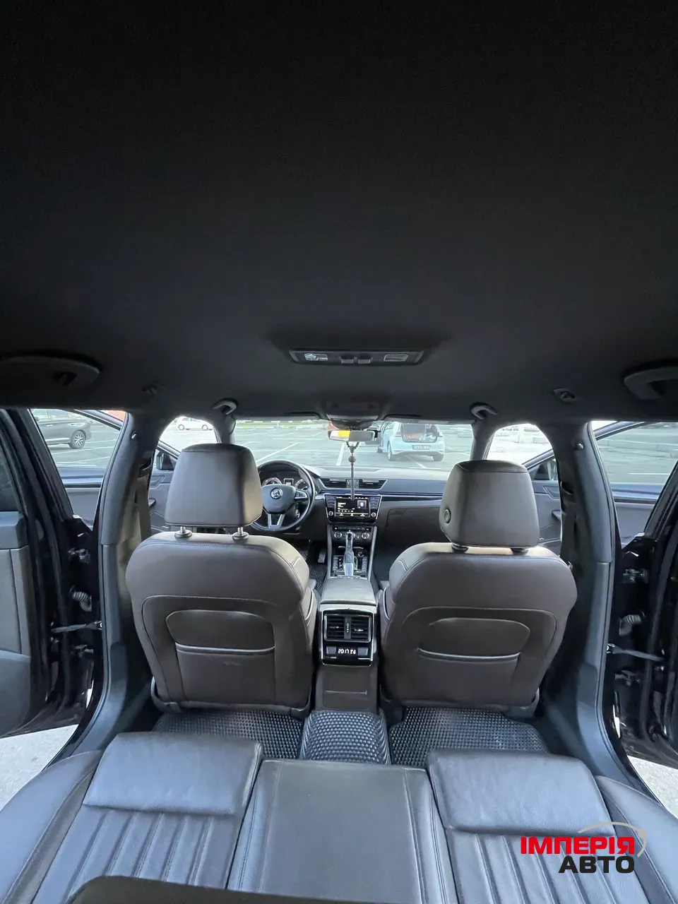 Skoda Superb - фото 31