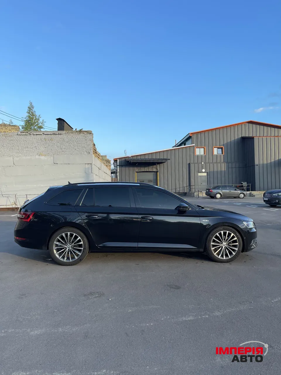 Skoda Superb - фото 7