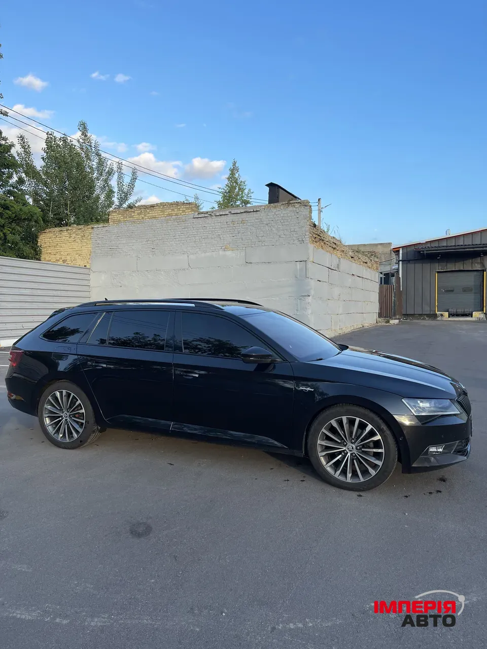 Skoda Superb - фото 8