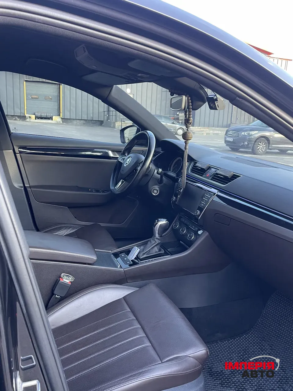 Skoda Superb - фото 11