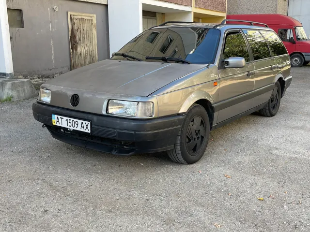 Volkswagen Passat - фото 1