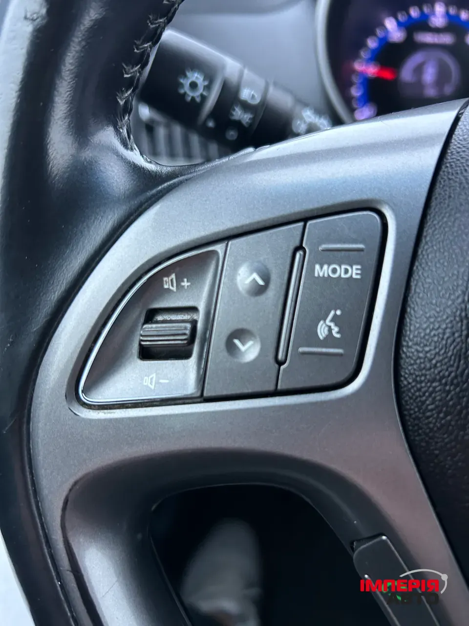 Hyundai ix35 - фото 11