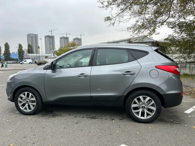 Hyundai ix35 - фото 2