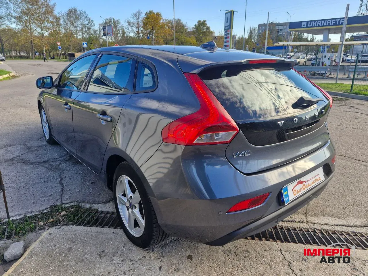 Volvo V40 - фото 7