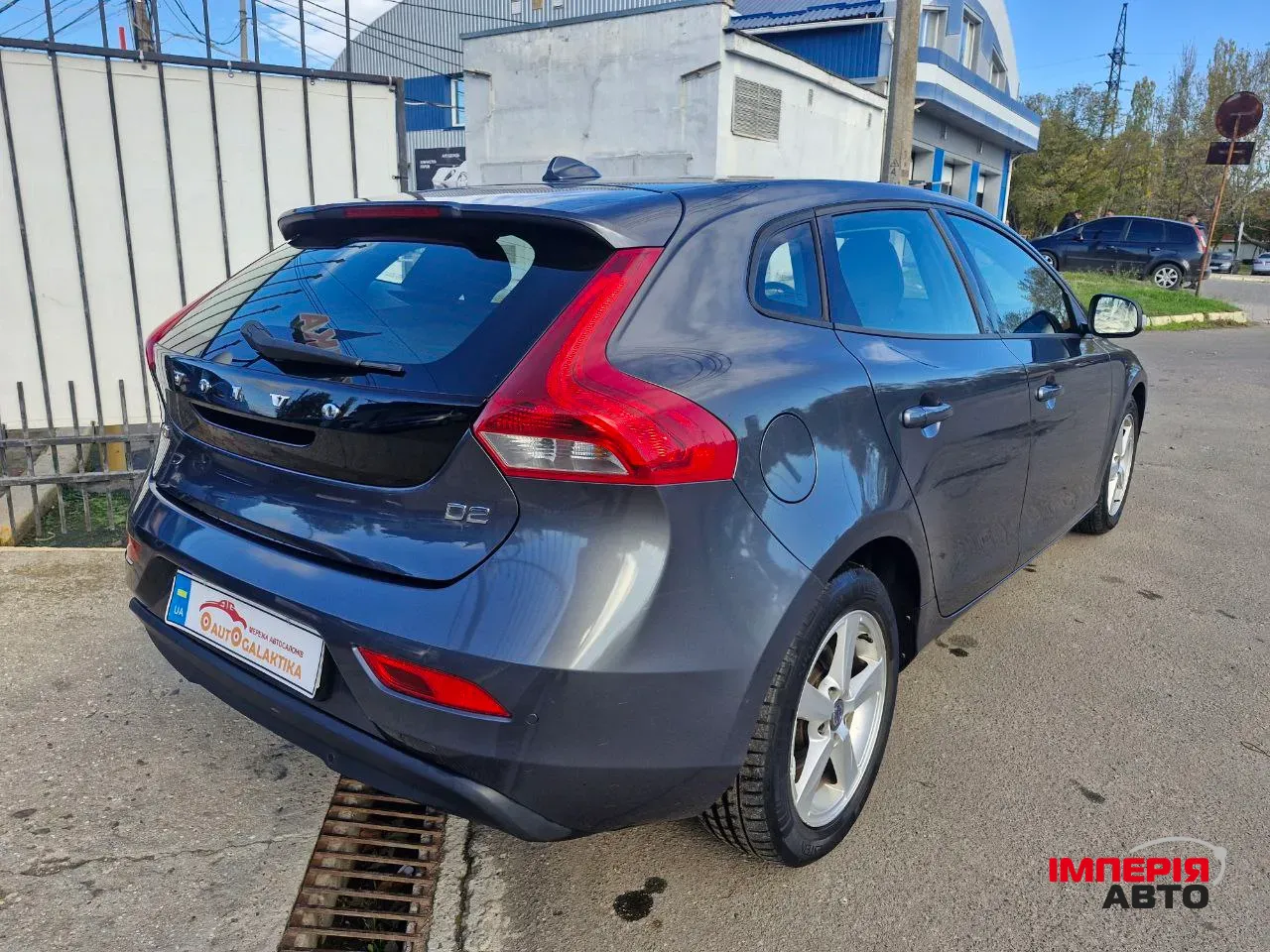 Volvo V40 - фото 5