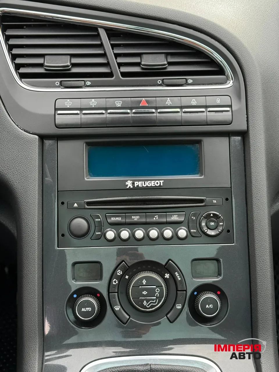 Peugeot 5008 - фото 13