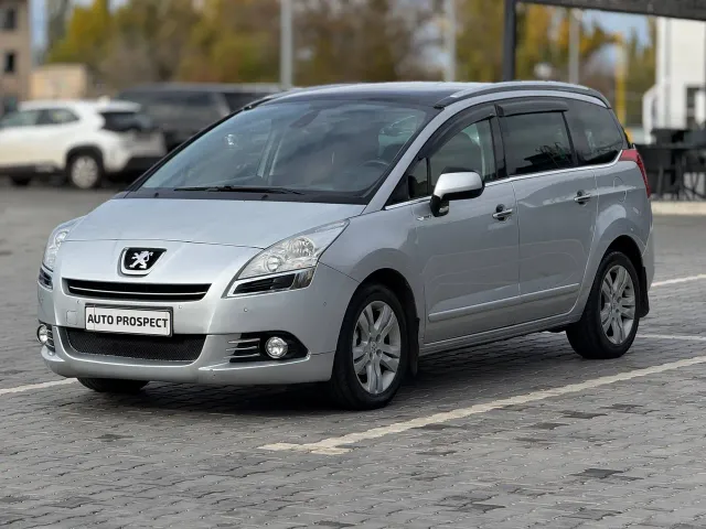 Peugeot 5008 - фото 3