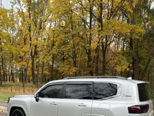 Toyota Land Cruiser - фото 2