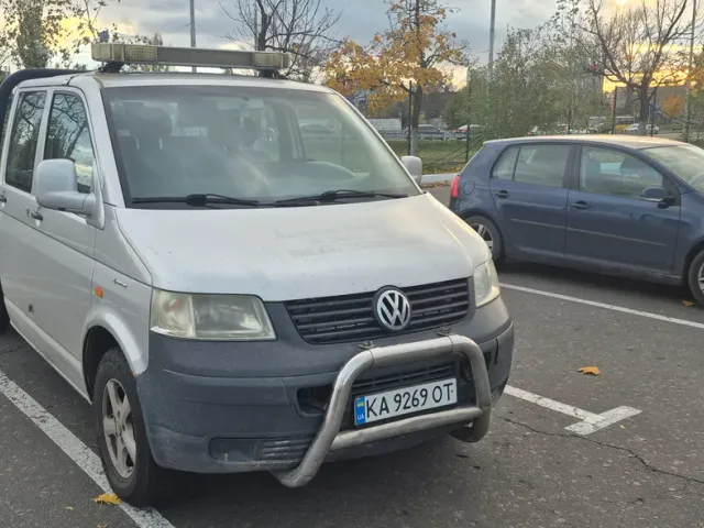 Volkswagen Transporter - фото 1