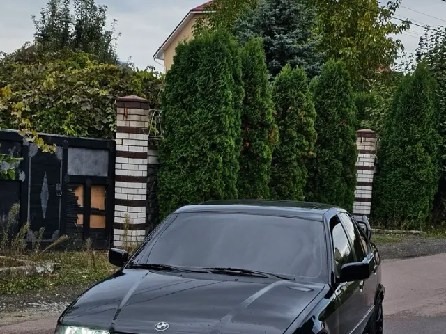 BMW 3 серії - фото 3