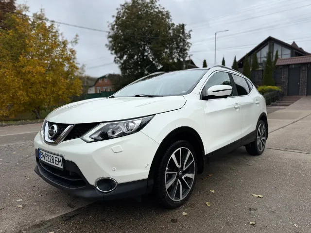 Nissan Qashqai - фото 1