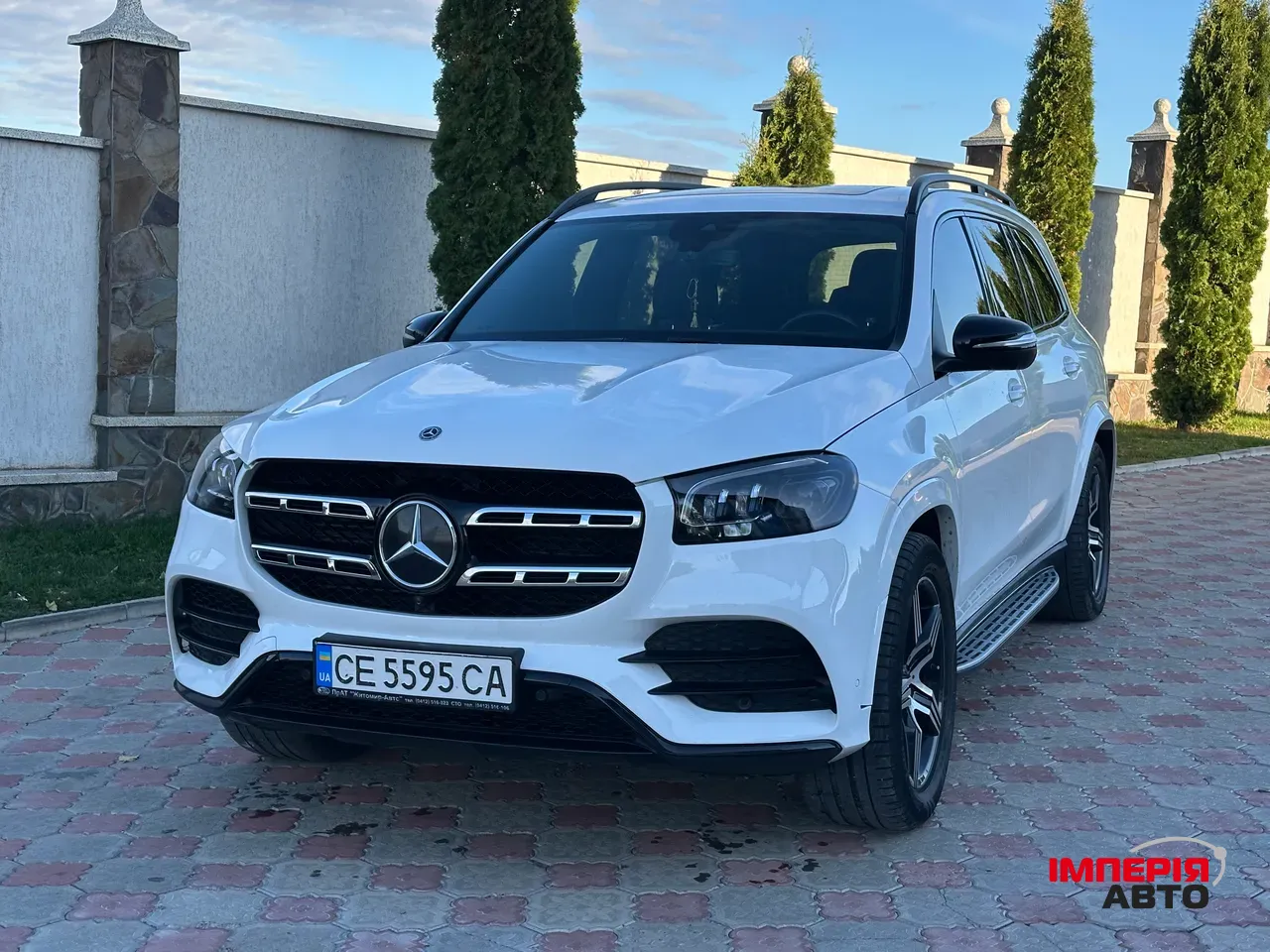 Mercedes-Benz GLS - фото 10