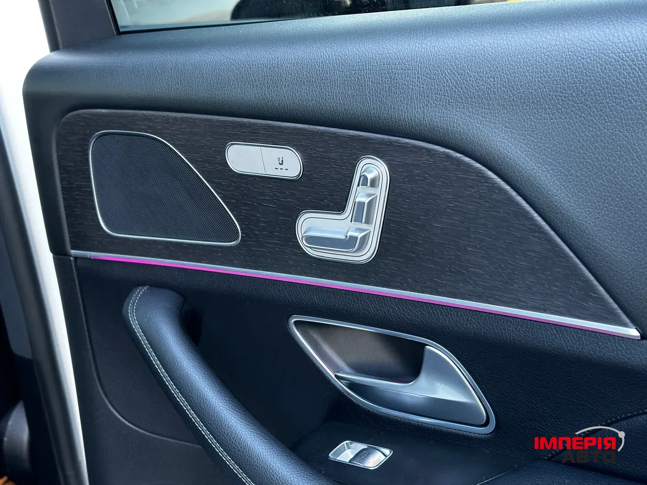 Mercedes-Benz GLS - фото 14