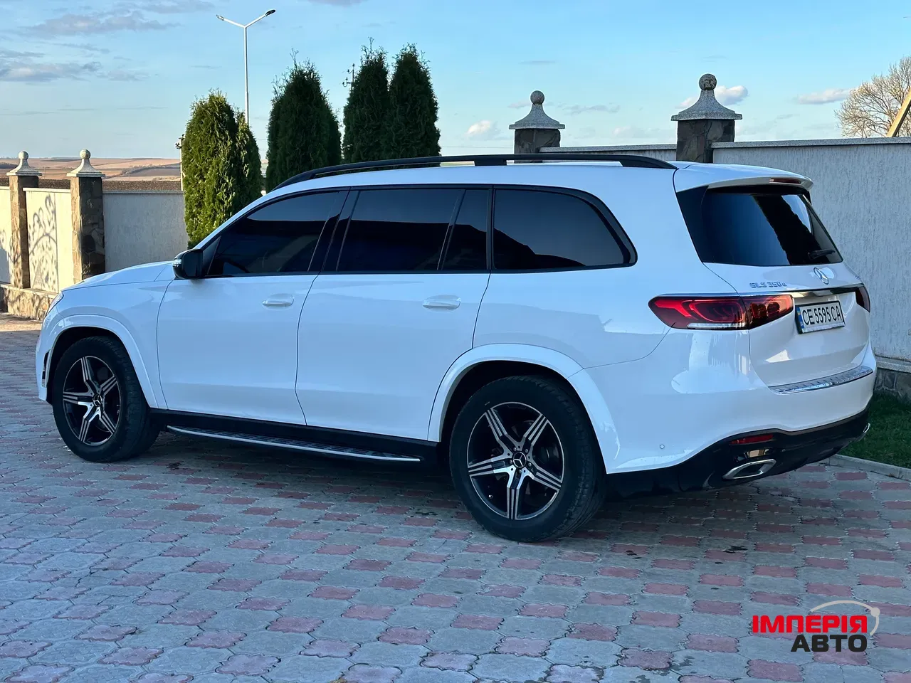 Mercedes-Benz GLS - фото 8