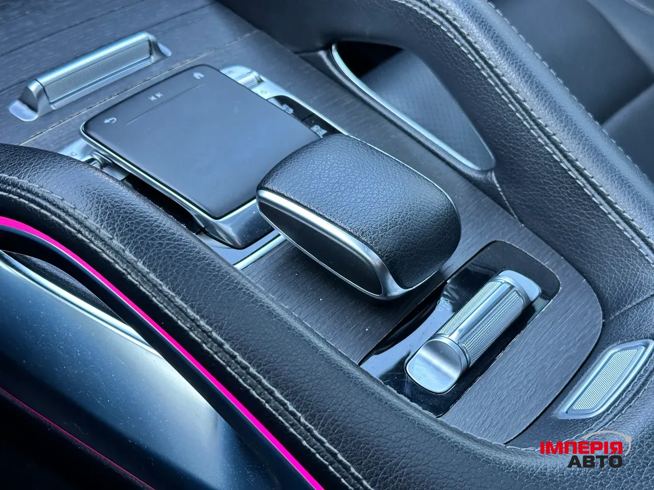 Mercedes-Benz GLS - фото 16