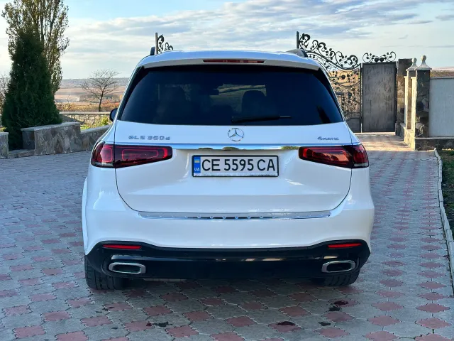 Mercedes-Benz GLS - фото 3