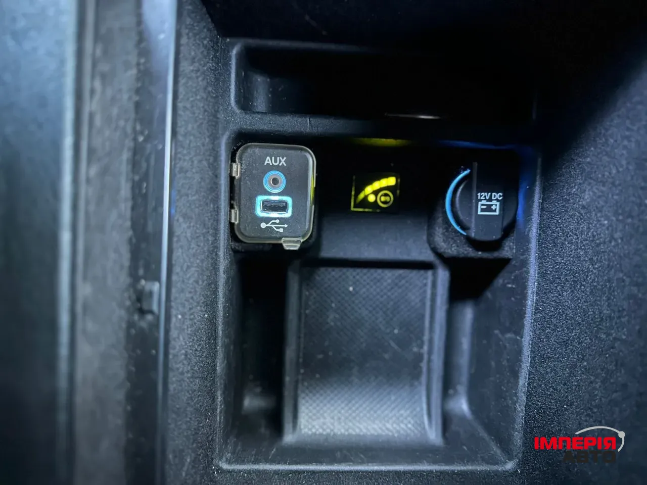 Chrysler 300C - фото 18