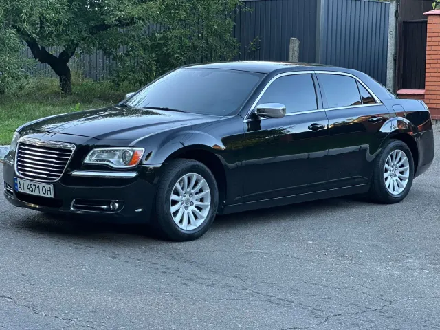 Chrysler 300C - фото 2