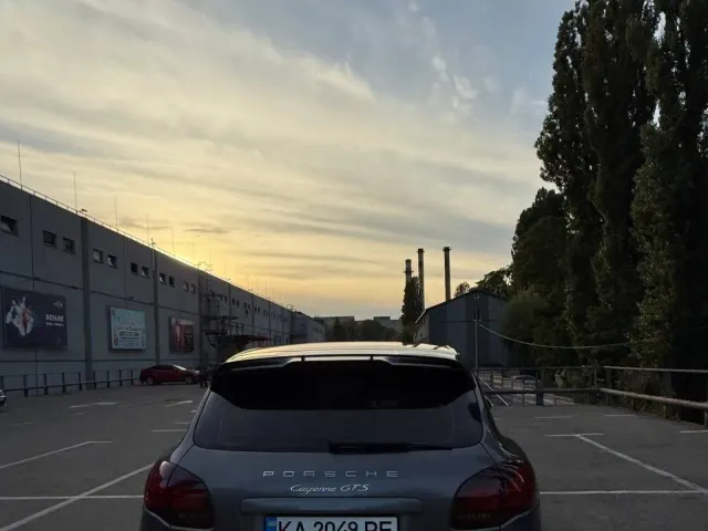 Porsche Cayenne - фото 4