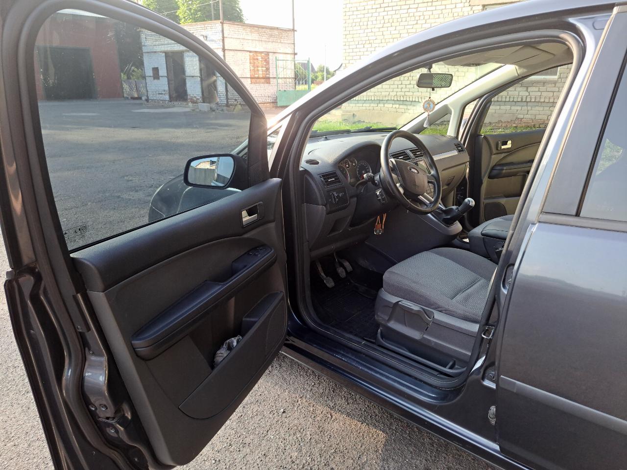 Ford C-MAX - фото 4