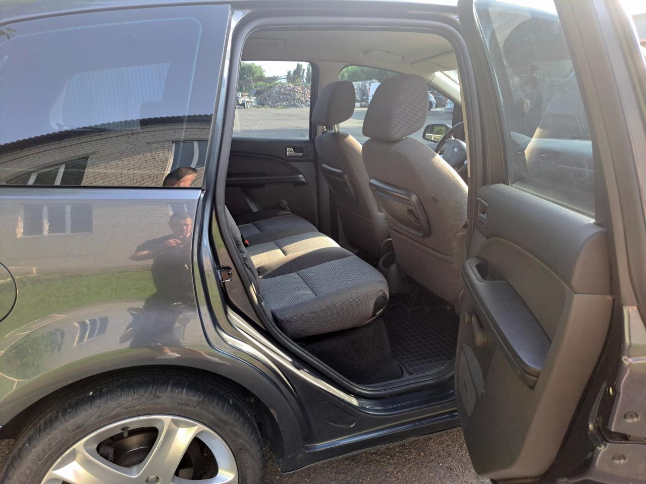 Ford C-MAX - фото 18