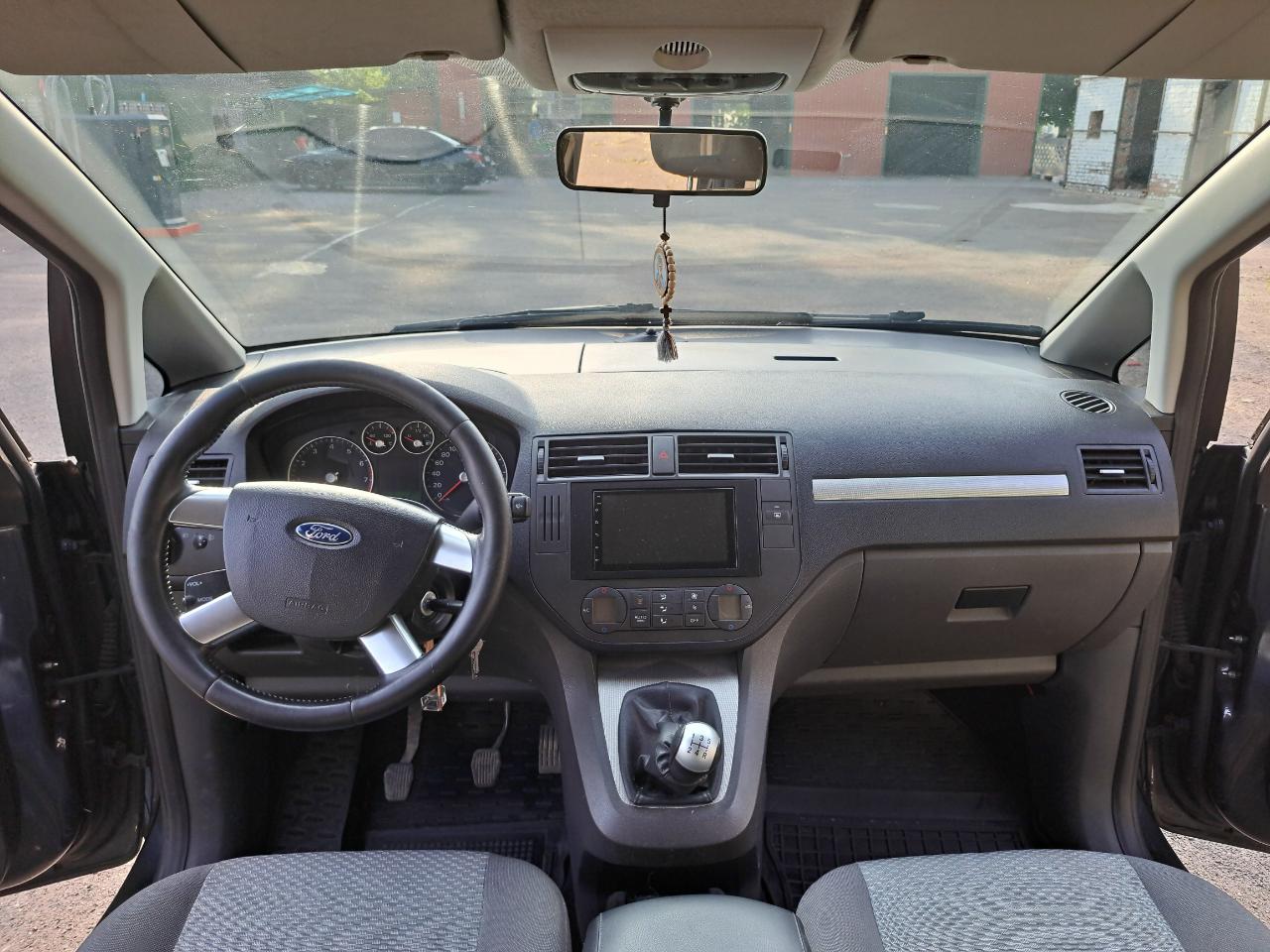 Ford C-MAX - фото 13