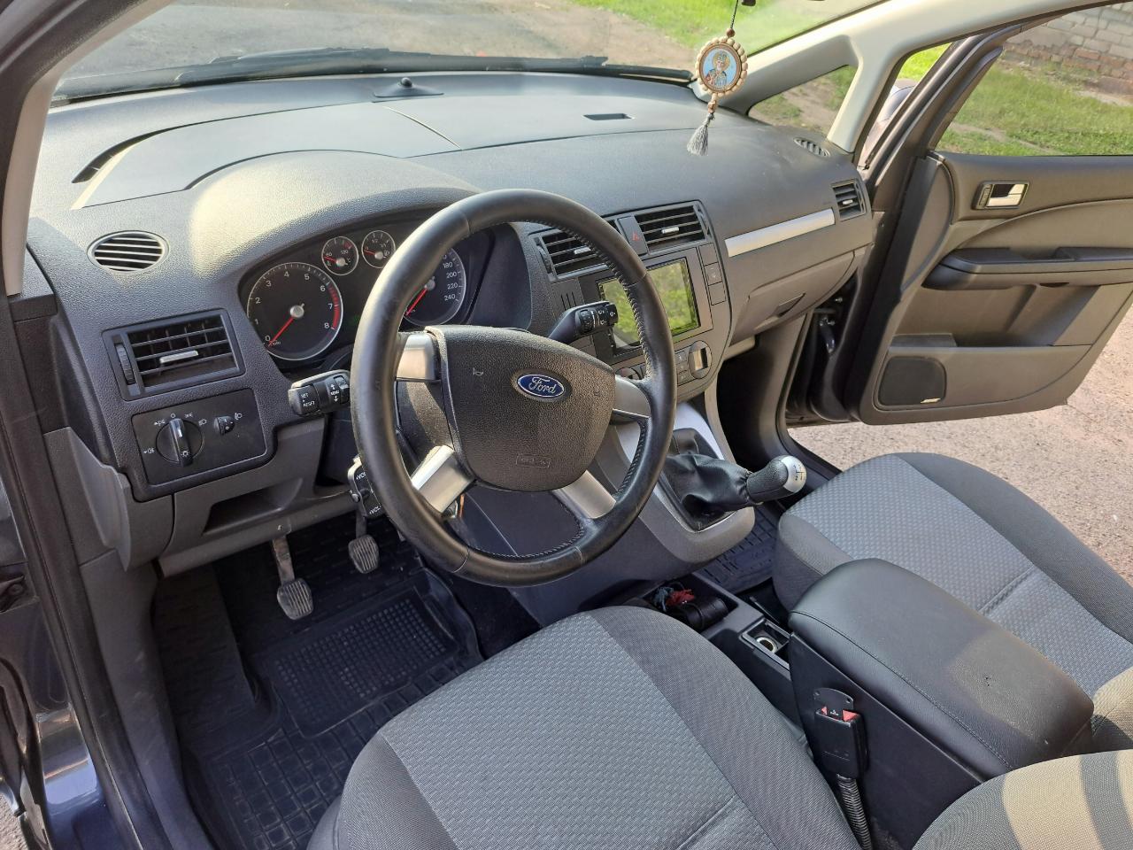 Ford C-MAX - фото 7