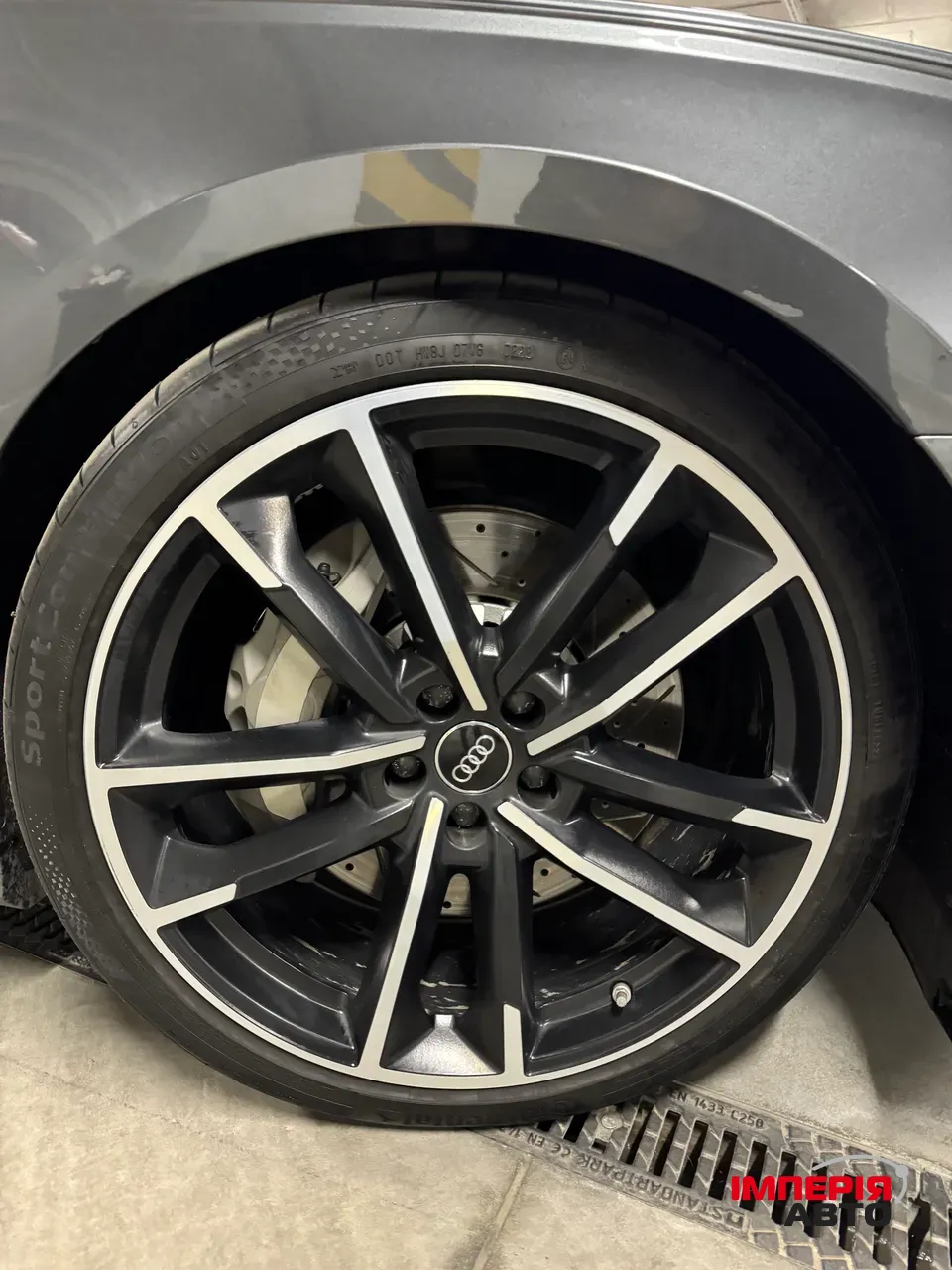 Audi A6 - фото 10